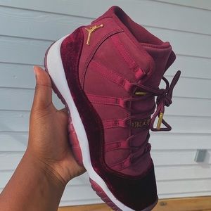 Jordan Retro 11 Velvet Night Maroon